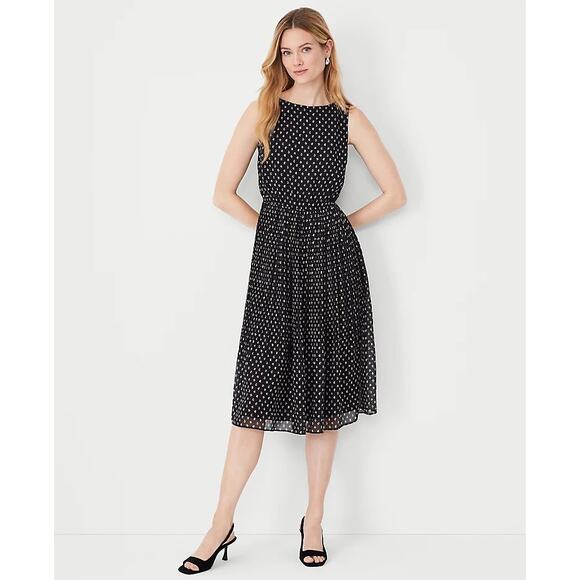 Ann Taylor Pleated A Line Floral Midi Dress Size 0 Black Sleeveless Elegant NWT - Picture 1 of 11